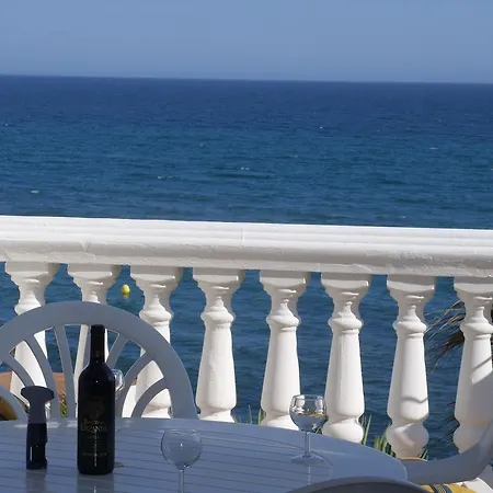 El Faro Arkadia: Beachfront With Lighthouse Views Apartment Fuengirola